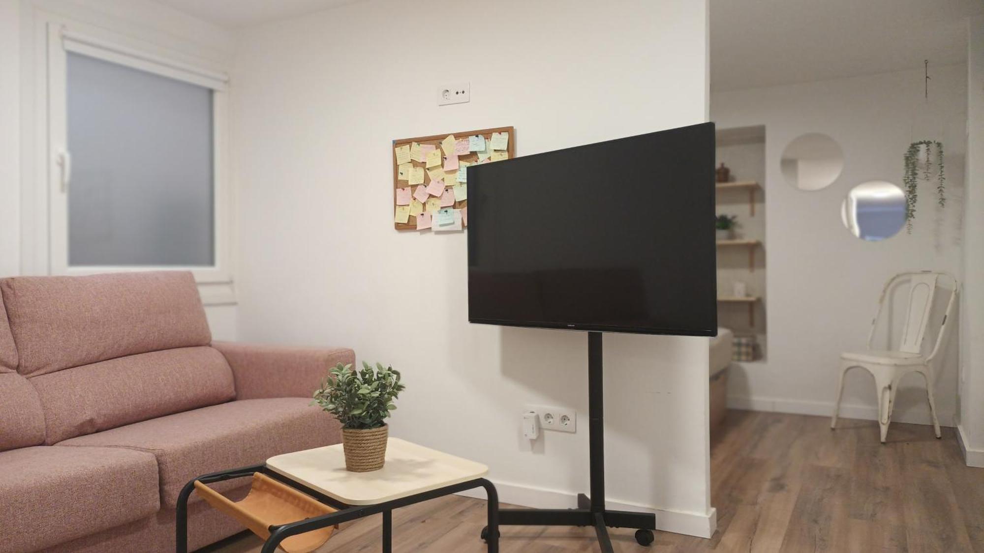 El Pisito Apartment *